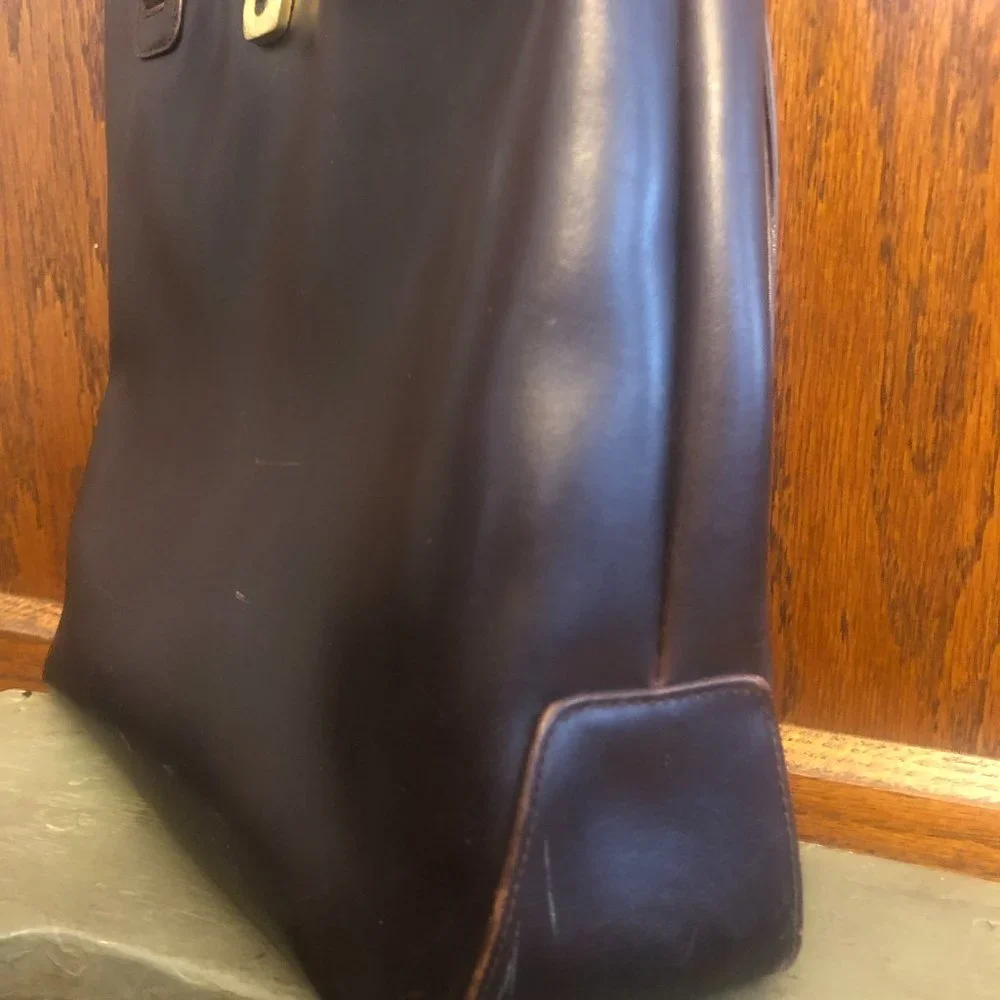 Vintage Liz Claiborne Lush Brown Leather Classic Shoulder Bag / Satchel - Picture 9 of 16
